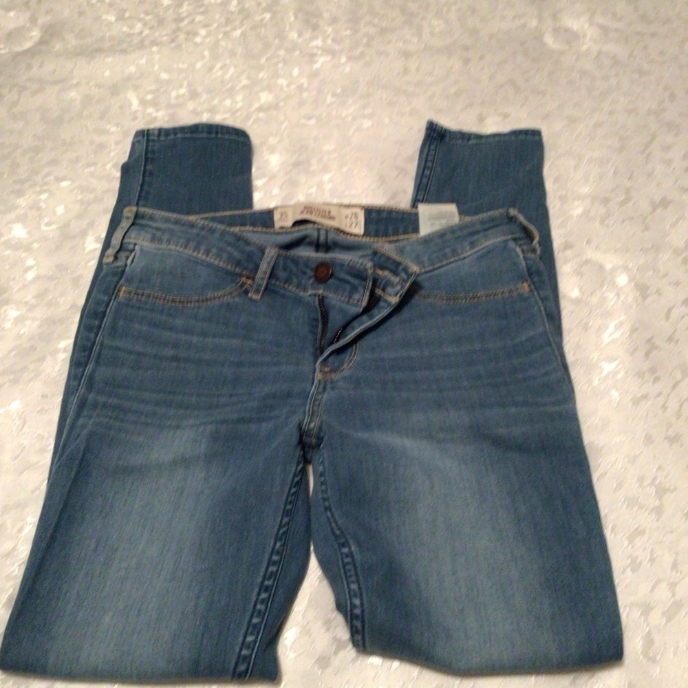 Womens Hollister Jeans - Picture 1 of 3